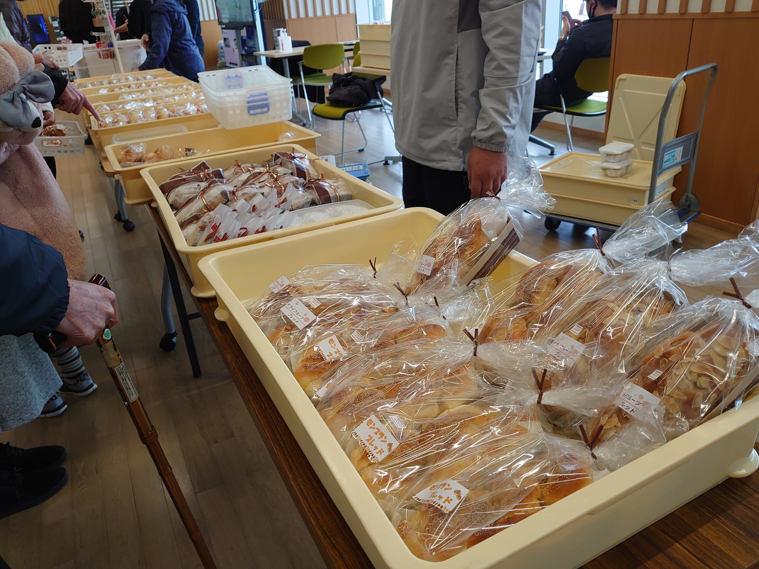 おらんだ専科情報紹介｜障がい者施設による「Xmas🎄　Bazzar」合同販売会